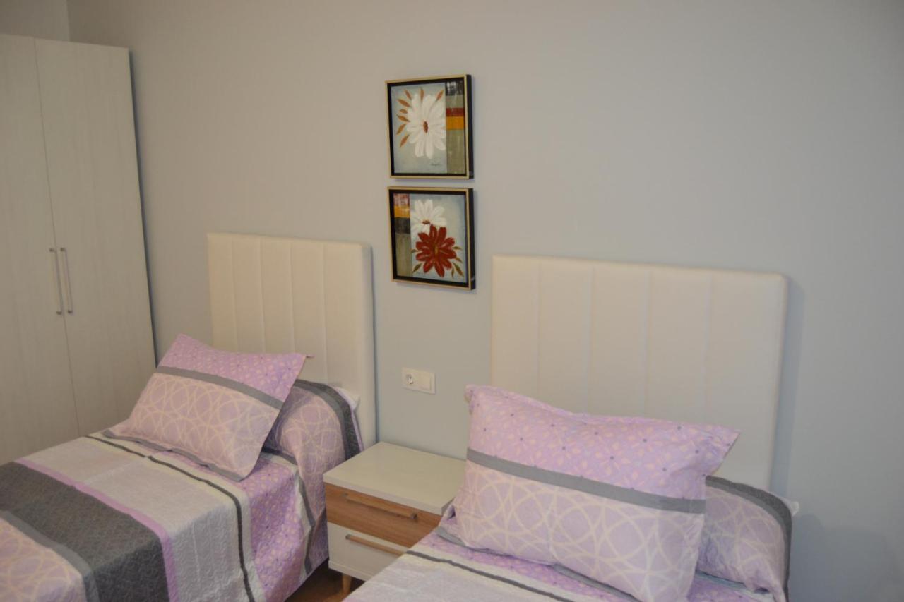 Inmoinsuas Marisol House Appartement Sarria Buitenkant foto